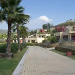 Parque Botanico & Country Club Apartment Estepona